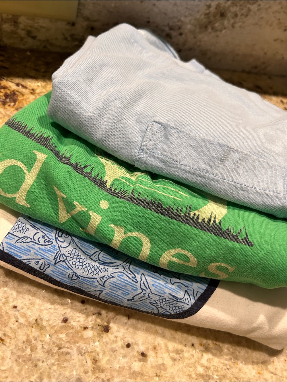 Vineyard Vines men’s small tshirt lot S